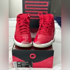 Jordan 11 Retro
Win Like 96